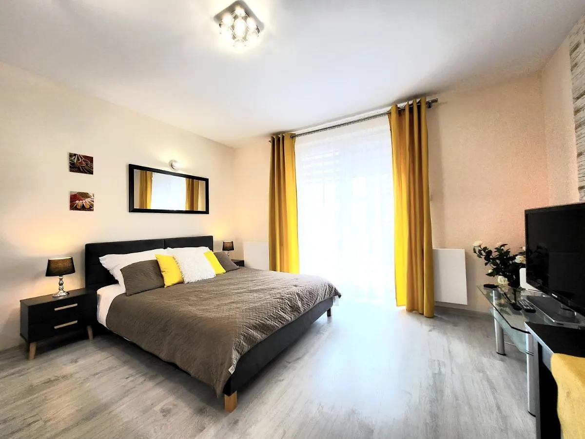 Cracow Novum Apartment Downtown 4 Persons Krakow Poland